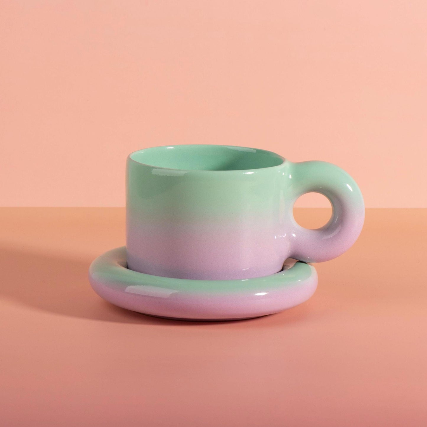 TO ORDER Extra Large Ceramic Mug Set, Chunky Donut Handle, Pastel Gradient Coffee Cup, 20 oz
