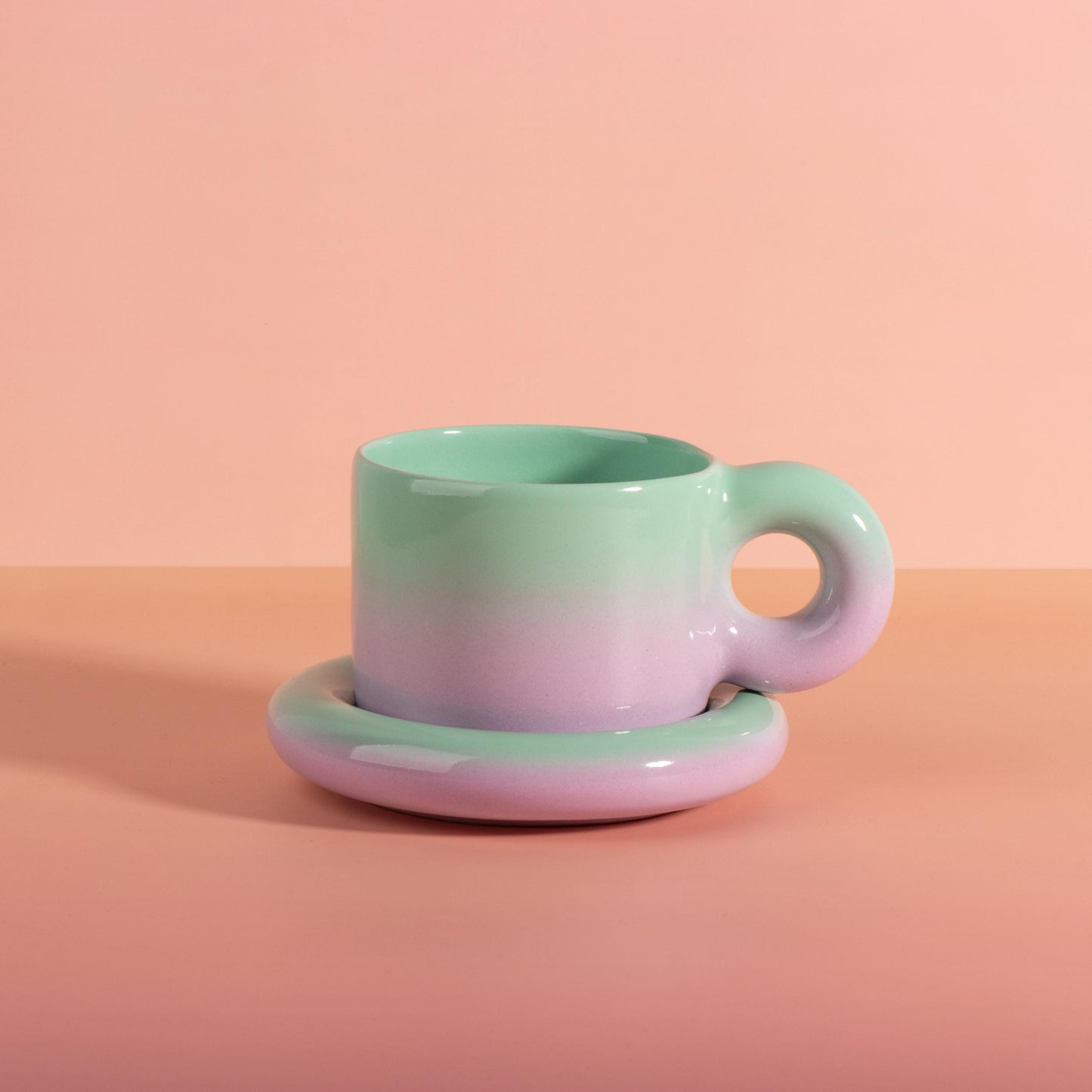 Handmade Donut Handle Mug with Chunky Saucer, Pastel Gradient Ceramic Coffee Cup Set, 16 oz / 450 ml