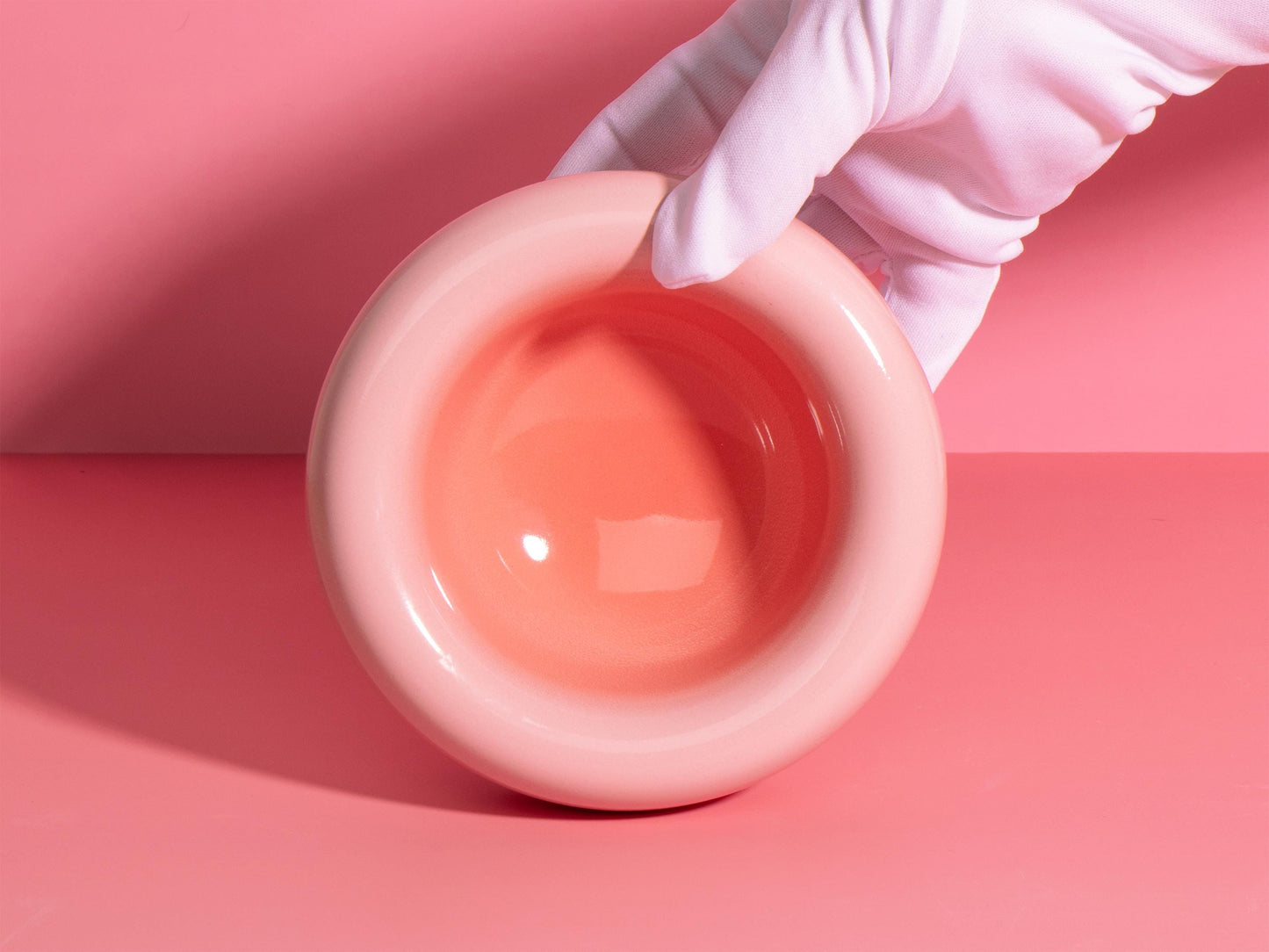 Handmade Chunky Ceramic Bowl: Gradient Orange-Pink Stoneware Dish (14cm)